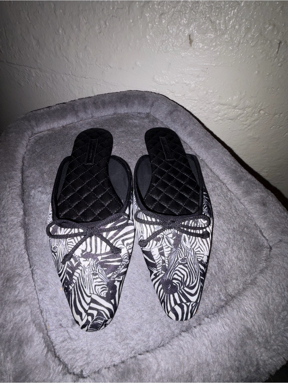 Banana Republic Black & White Zebra Pattern Slip-On Mules